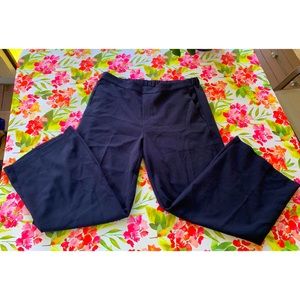 💋 NWOT OLD NAVY Cropped Flare Pants